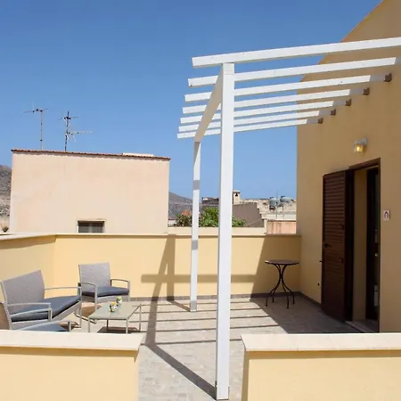 Gli Archi Garden Guest house Favignana